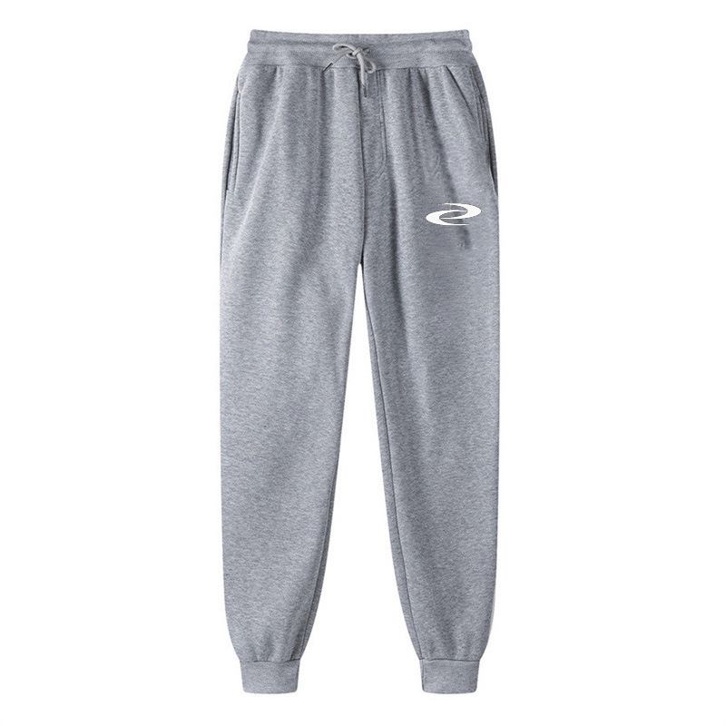 Pantaloni sportivi da Jogging  - Streetwear Brand Clothing recensione e prezzo